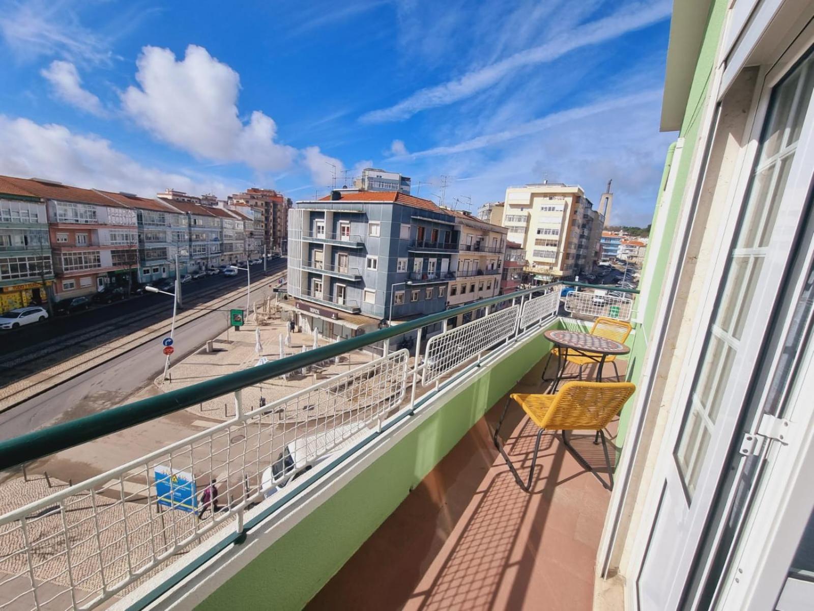Almada Central By Innkeeper ภายนอก รูปภาพ